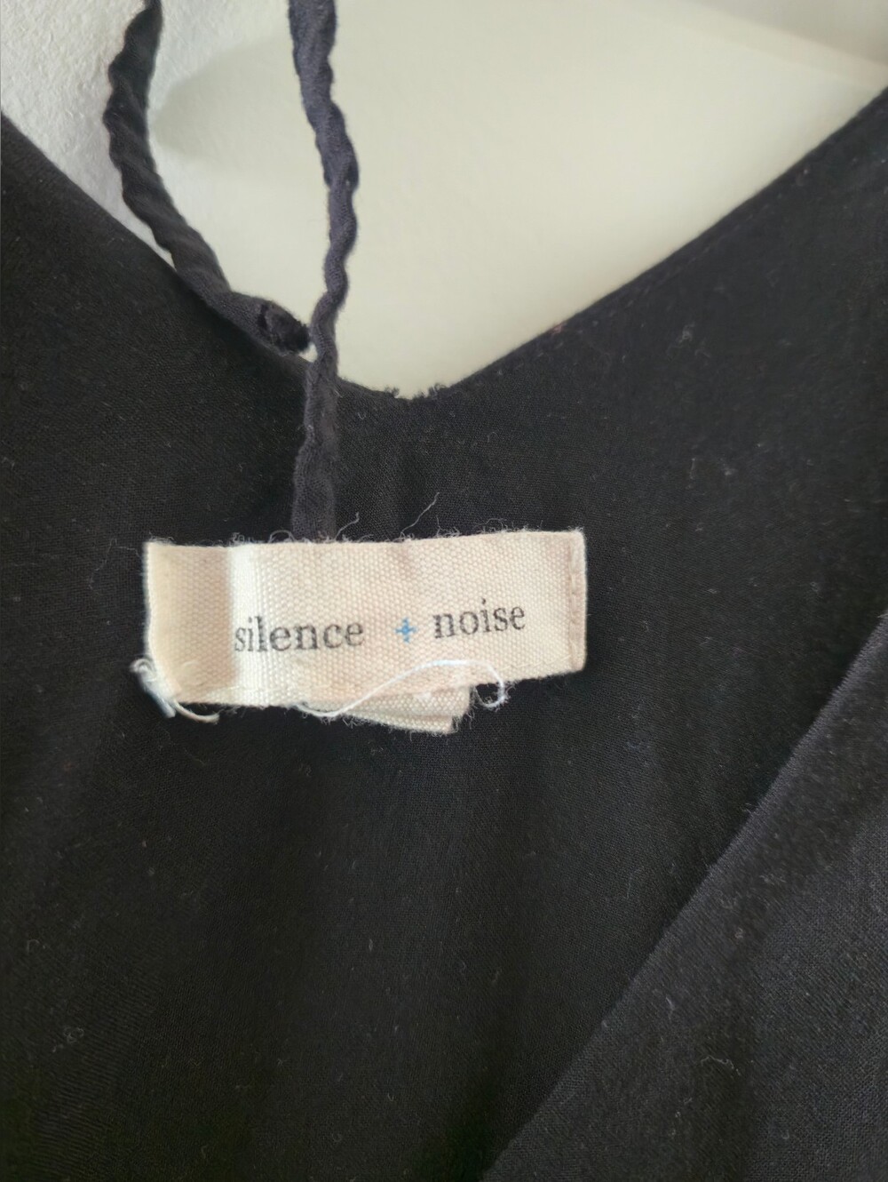Silence + Noise Summer Dress Sleeveless Rayon L Black Soft Asymmetric Hemline - Picture 4 of 15
